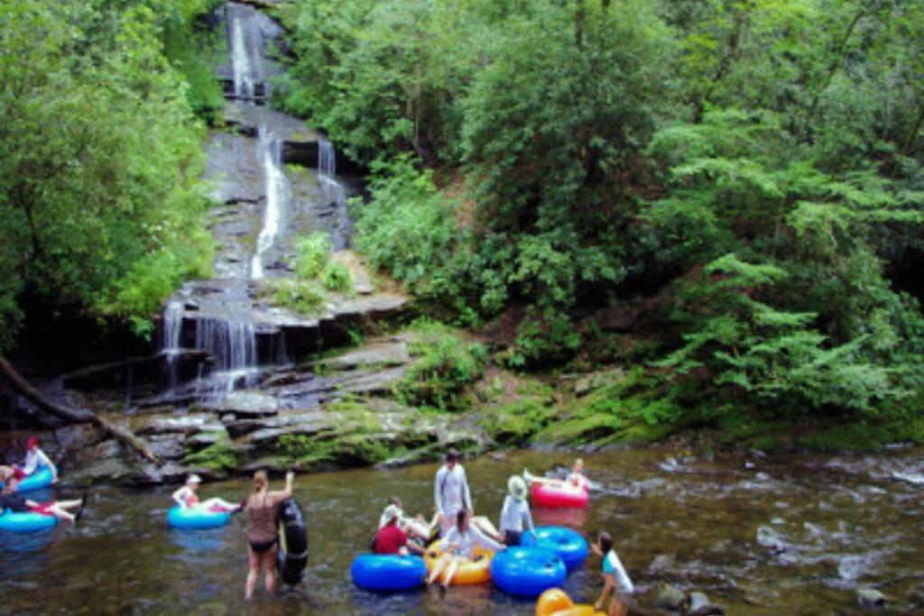 Вилла Honeymoon Getaway In Woods Near Noc And Smoky Mtn Rr Брайсон-Сити Экстерьер фото